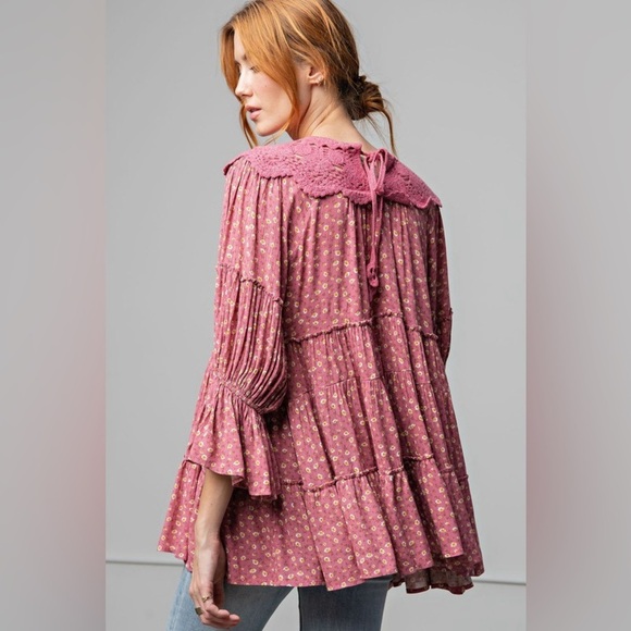 Easel Pink Floral Blouse with Lace Detail - Picture 2 of 4